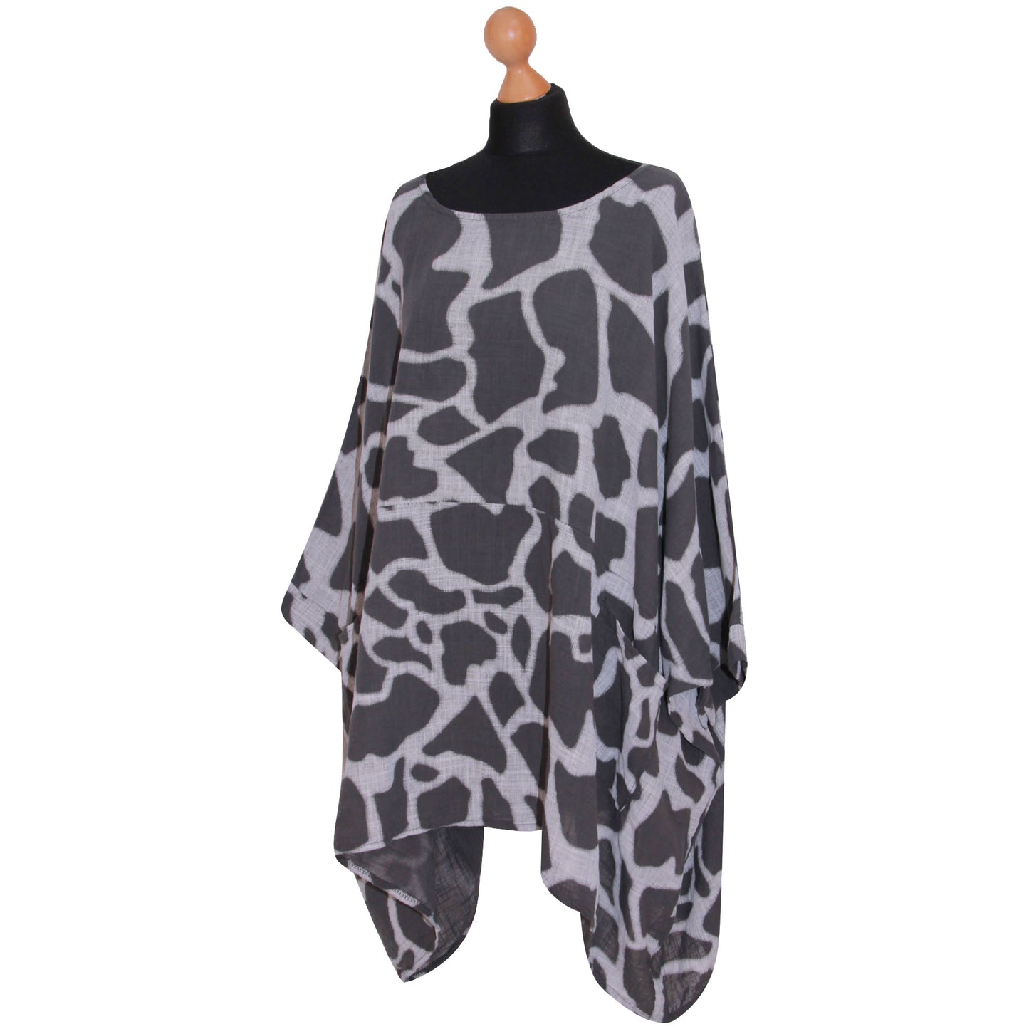 Giraffe Animal Print Ladies Printed Top: Stylish and Trendy Women's Fashion
