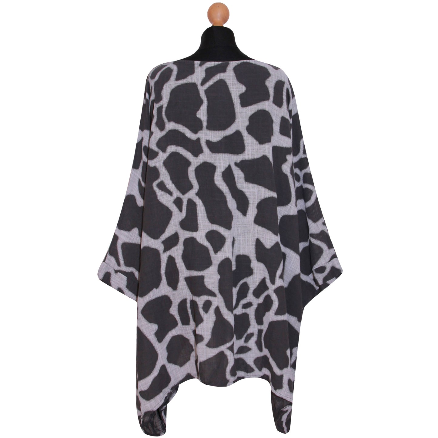 Giraffe Animal Print Ladies Printed Top: Stylish and Trendy Women's Fashion
