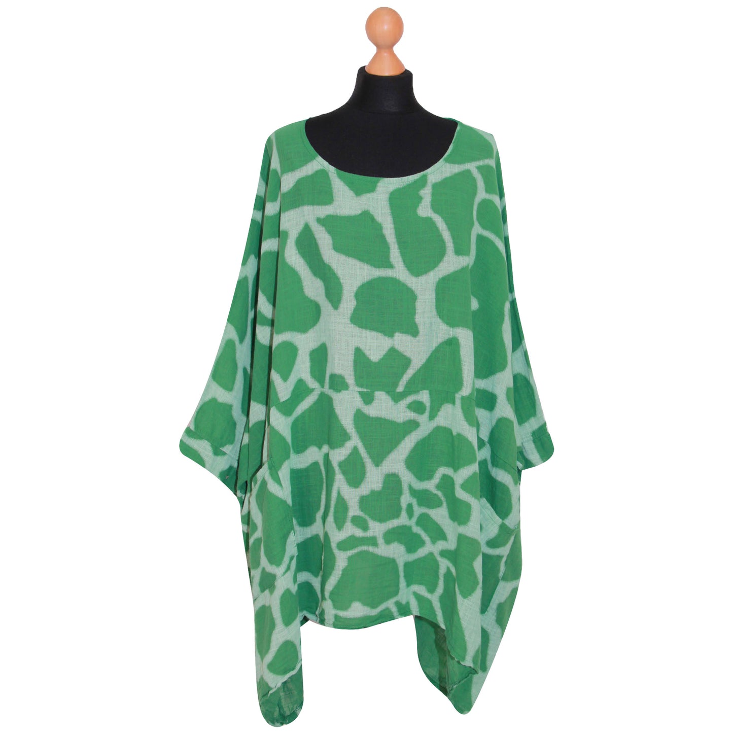 Giraffe Animal Print Ladies Printed Top: Stylish and Trendy Women's Fashion