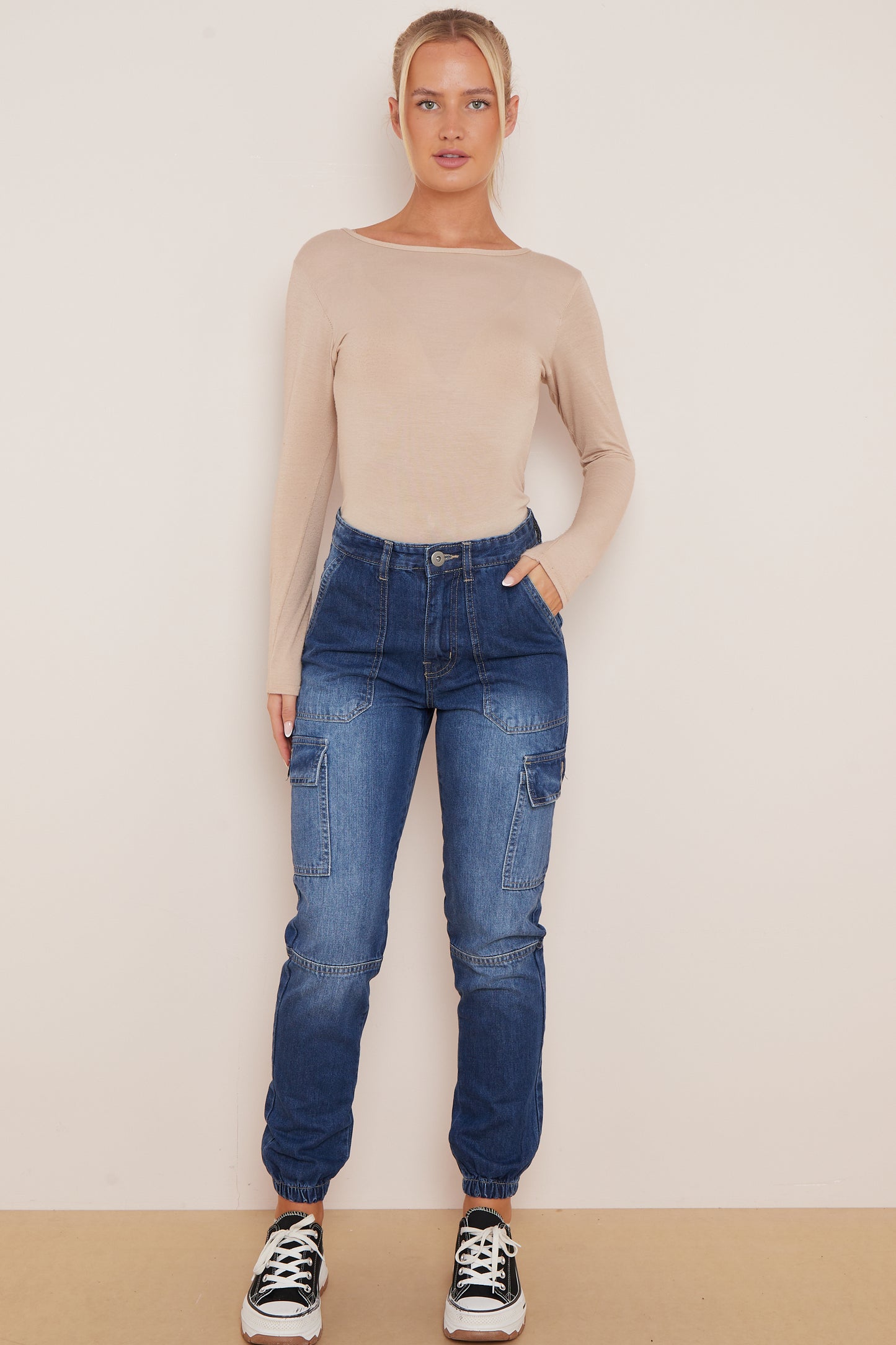 Versatile Women's Cargo Trousers: Fashionable and Functional Picks