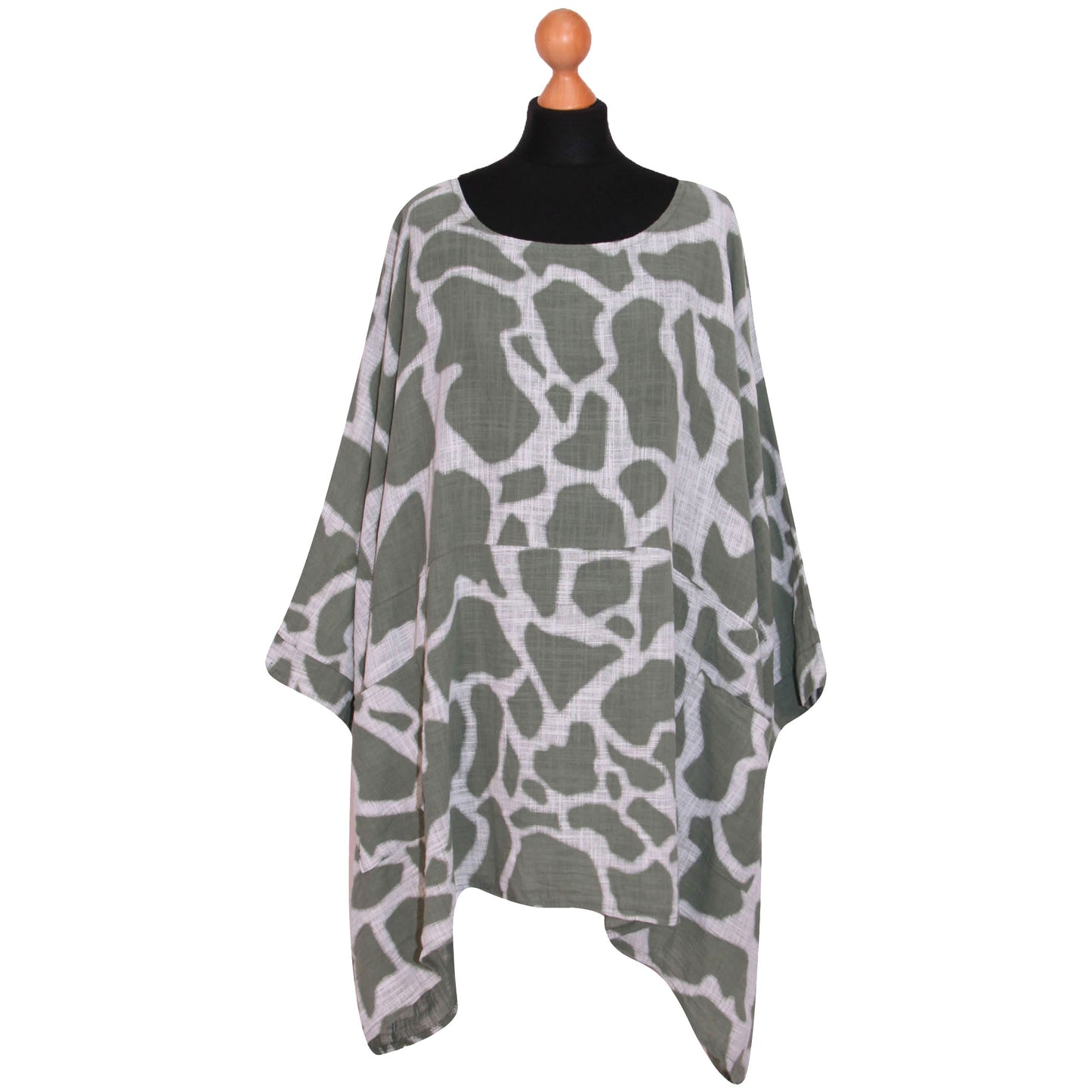 Giraffe Animal Print Ladies Printed Top: Stylish and Trendy Women's Fashion
