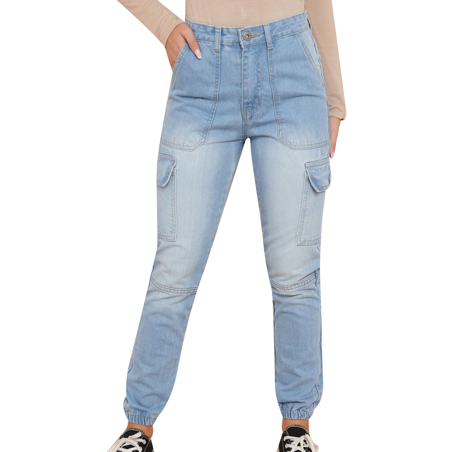 Versatile Women's Cargo Trousers: Fashionable and Functional Picks