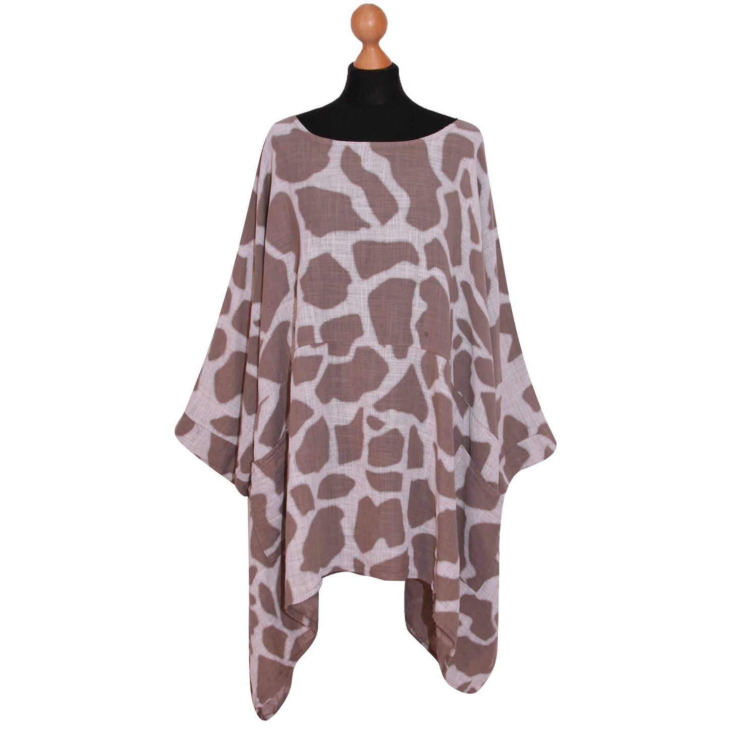 Giraffe Animal Print Ladies Printed Top: Stylish and Trendy Women's Fashion