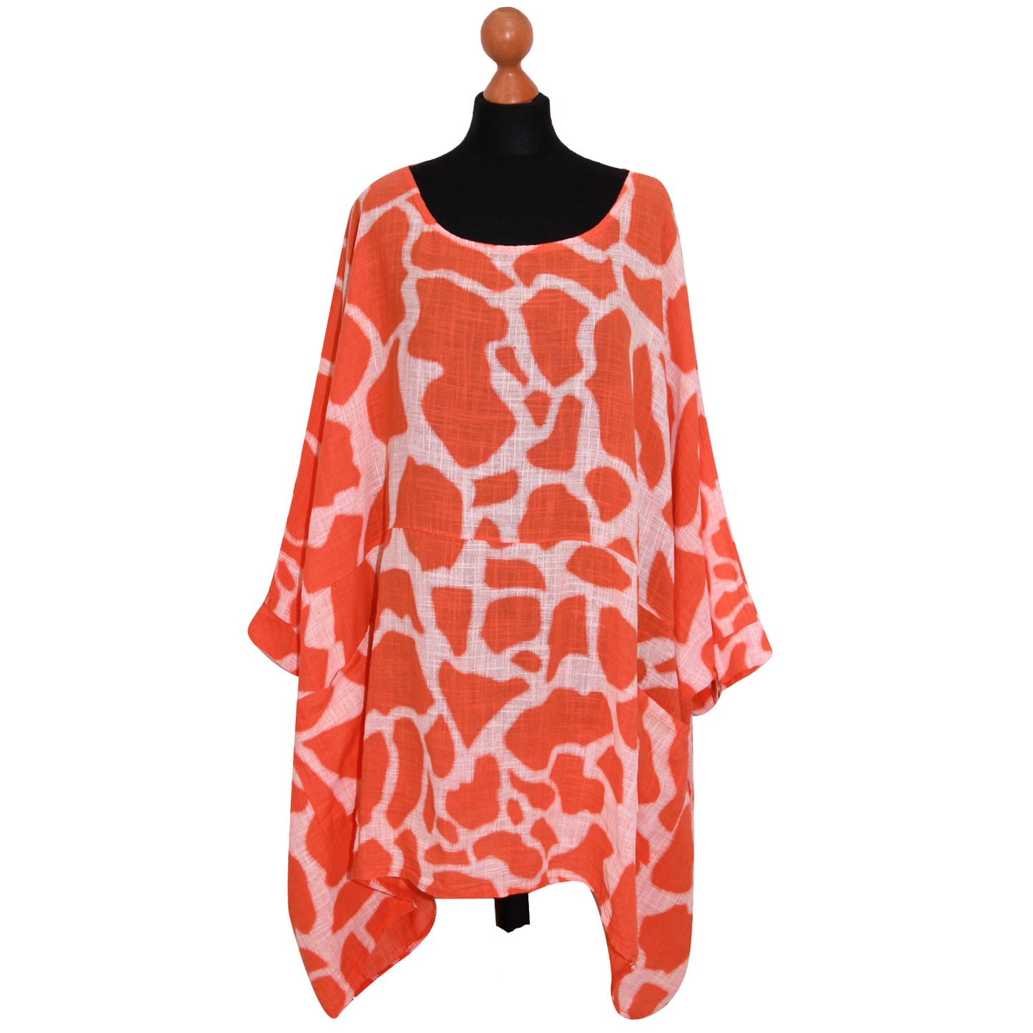 Giraffe Animal Print Ladies Printed Top: Stylish and Trendy Women's Fashion